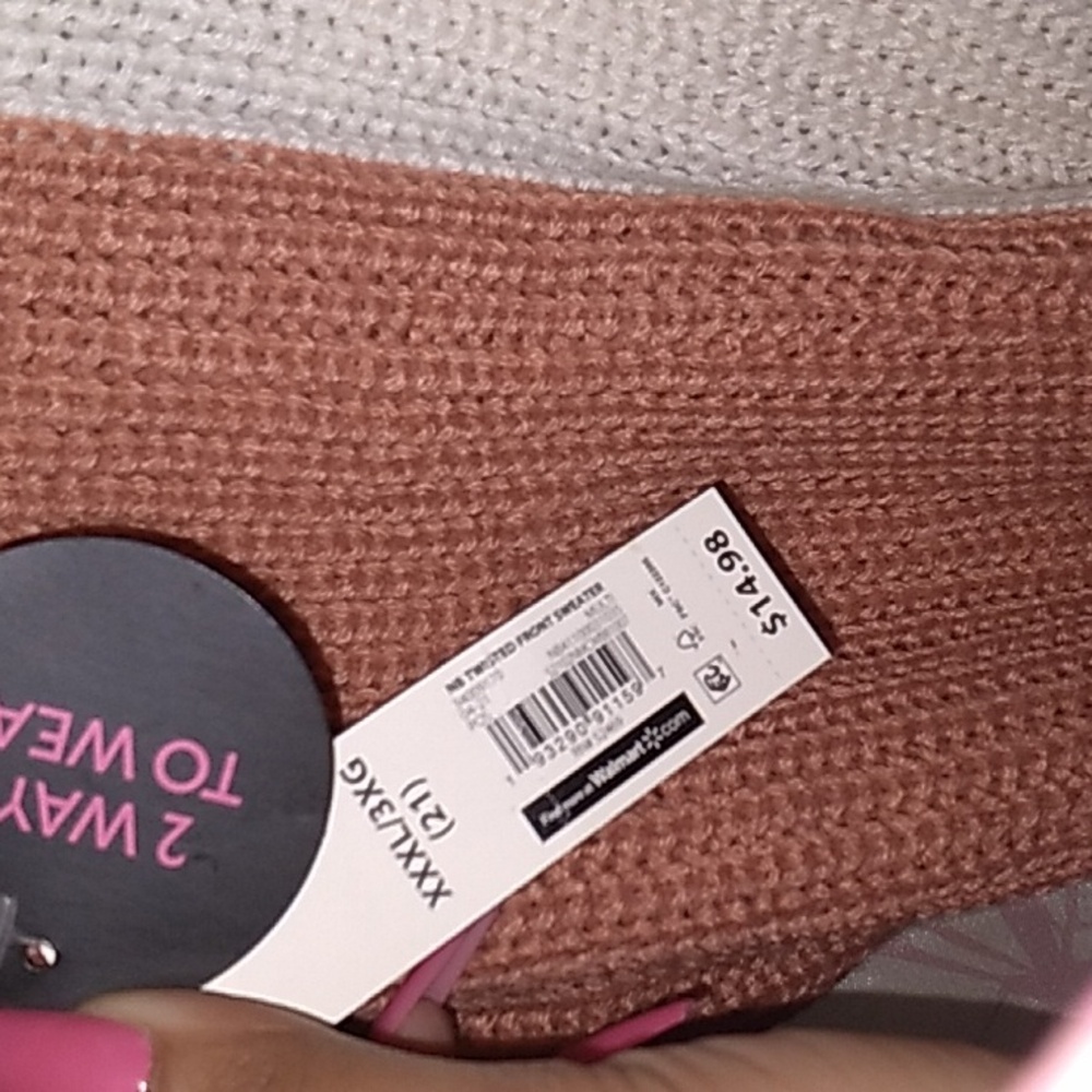 Cute sweater 💃 - Picture 6 of 6